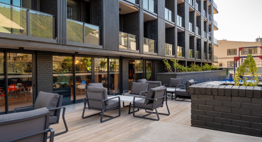 To Let 1 Bedroom Property for Rent in Sea Point Western Cape